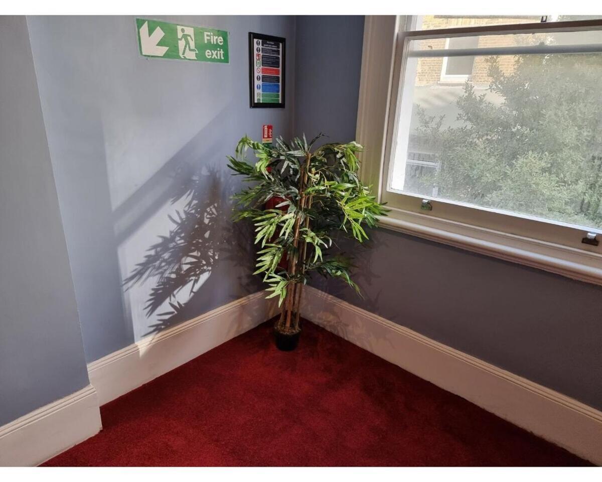 Fb2-Fantastic Basement Studio Good For 3 Near Hyde Park Londres Habitación foto